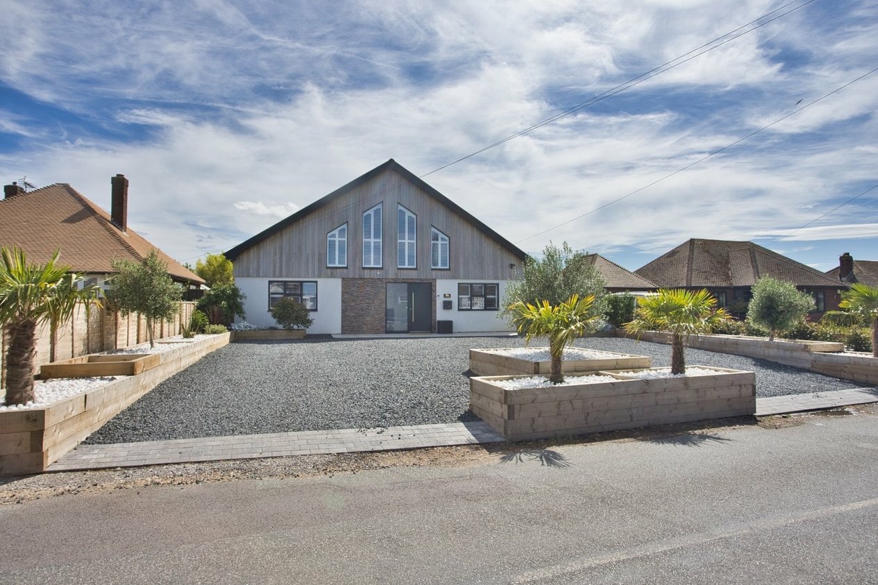 Properties For Sale in Monkton Road Minster