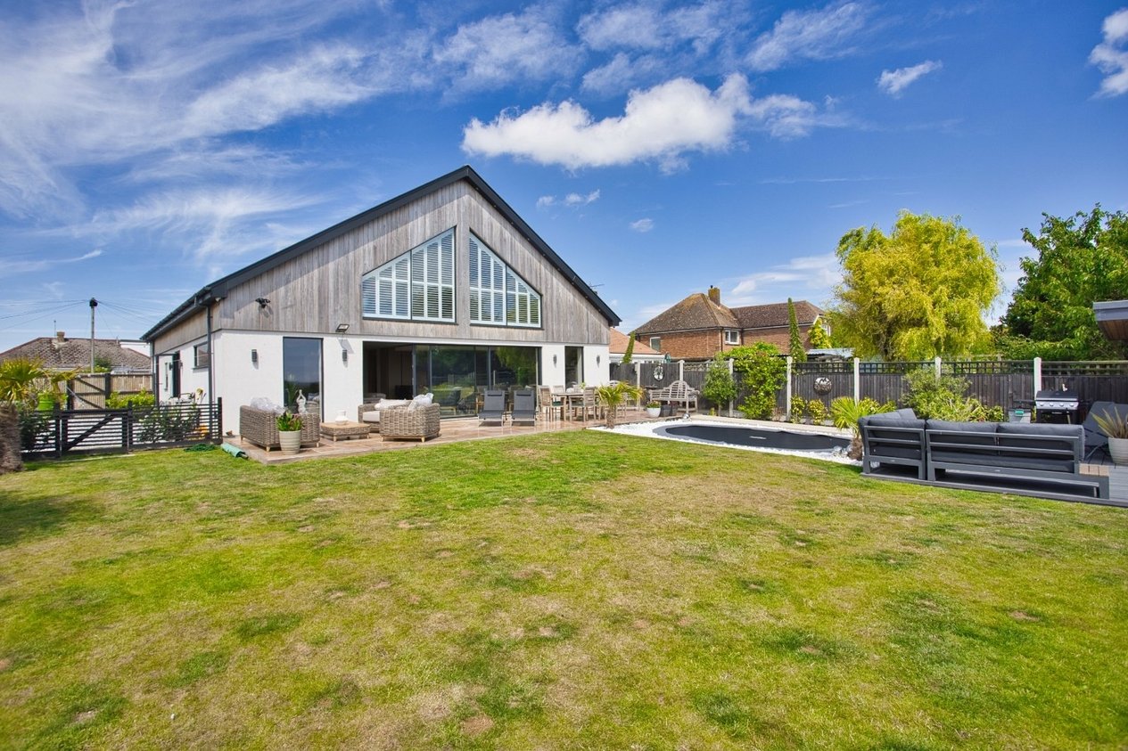 Properties For Sale in Monkton Road Minster