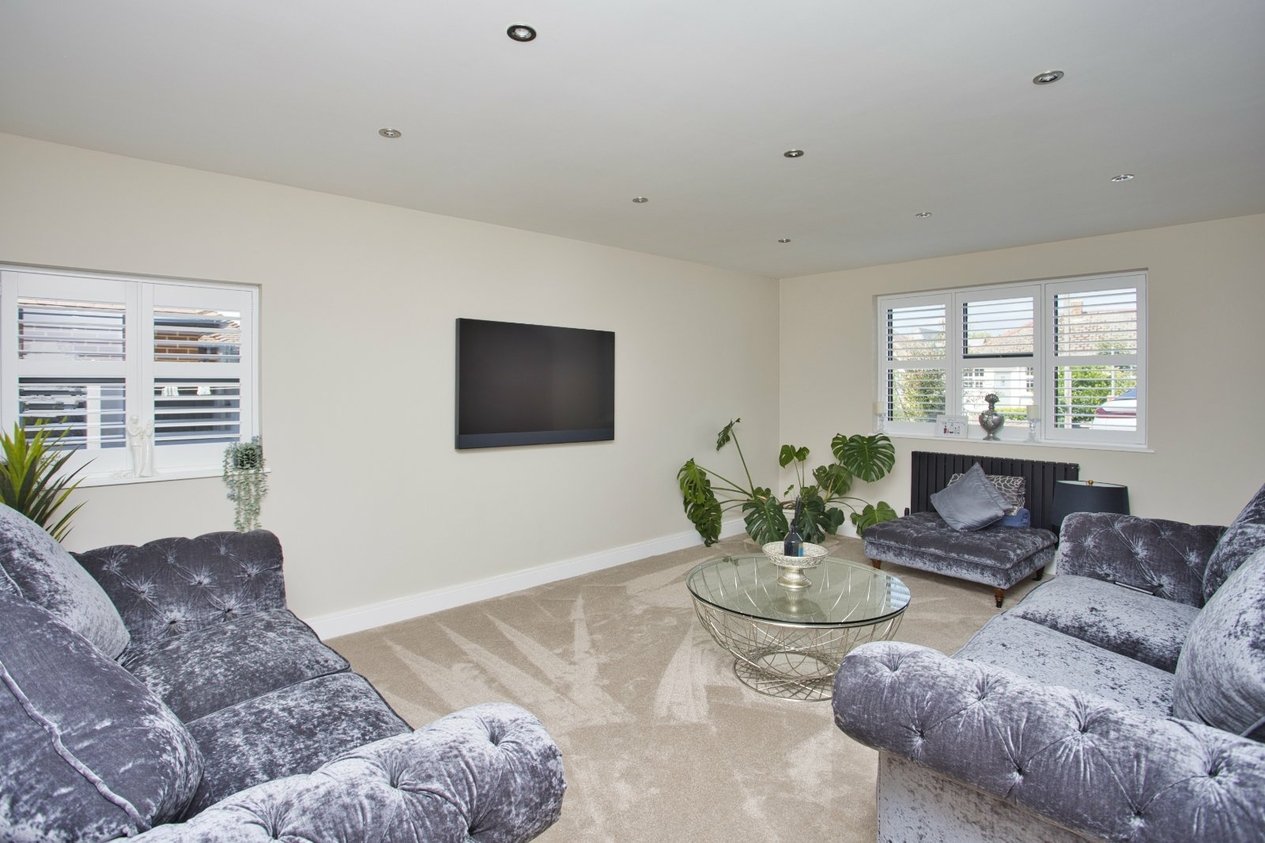 Properties For Sale in Monkton Road Minster