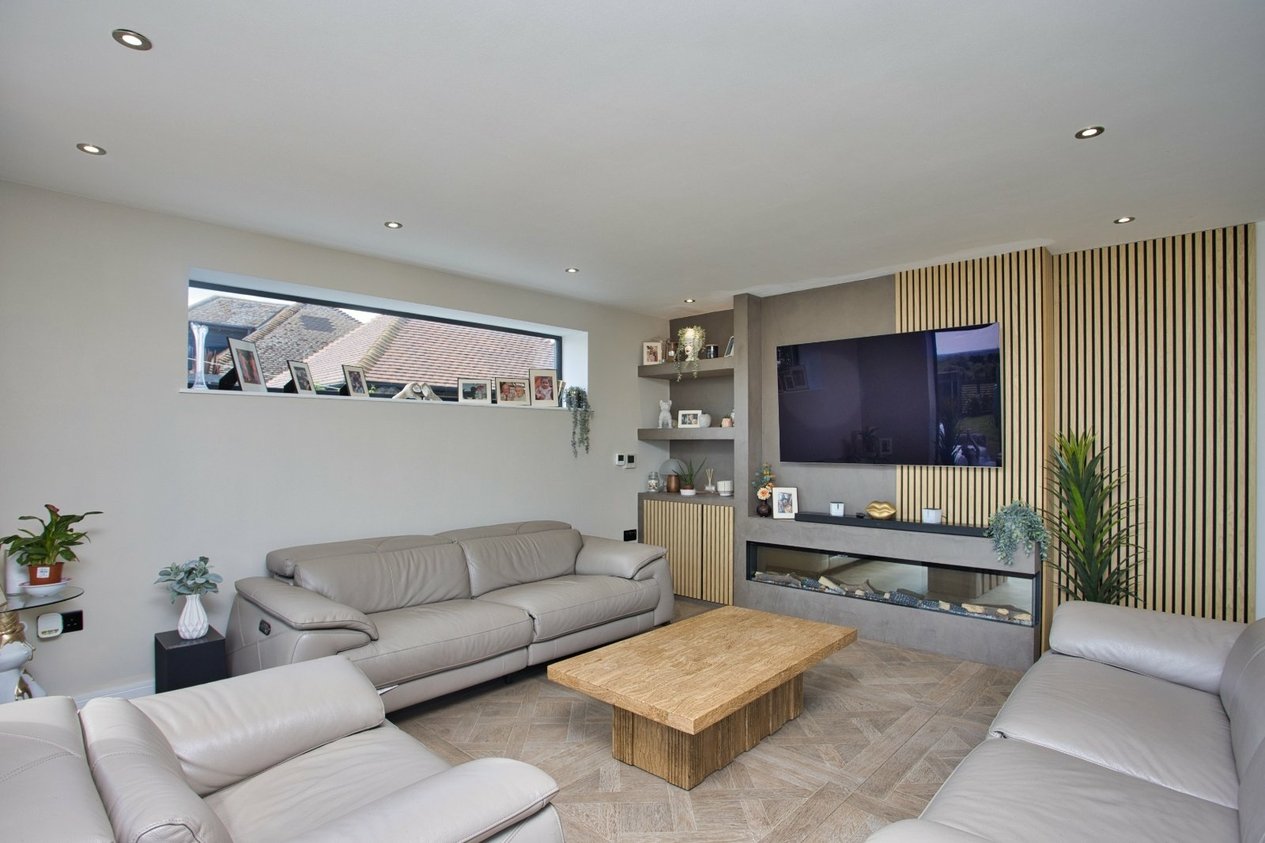 Properties For Sale in Monkton Road Minster