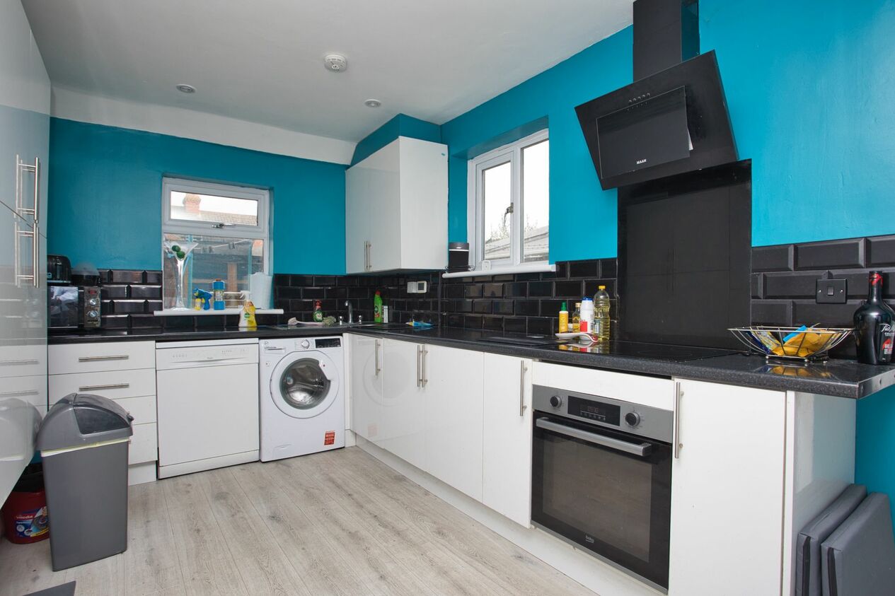 Properties For Sale in Morehall Avenue  Cheriton