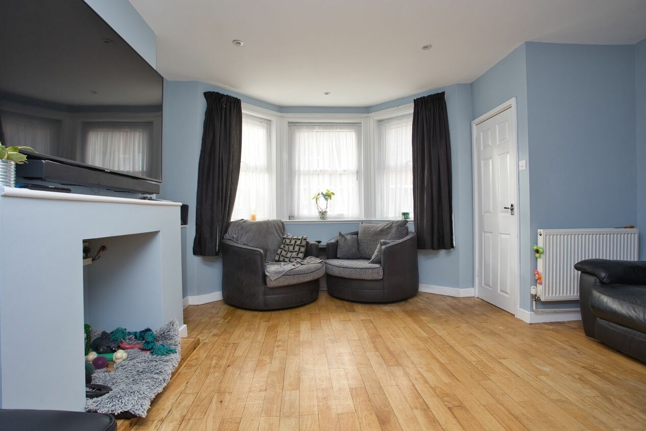 Properties For Sale in Morehall Avenue  Cheriton