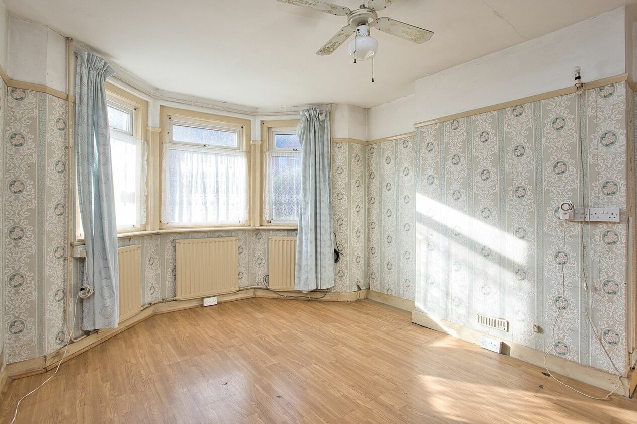 Properties For Sale in Morehall Avenue  Folkestone