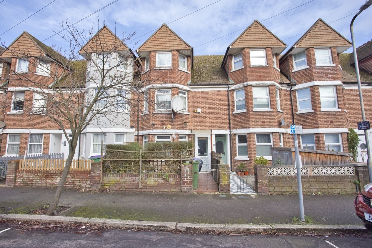 Properties For Sale in Morehall Avenue Folkestone