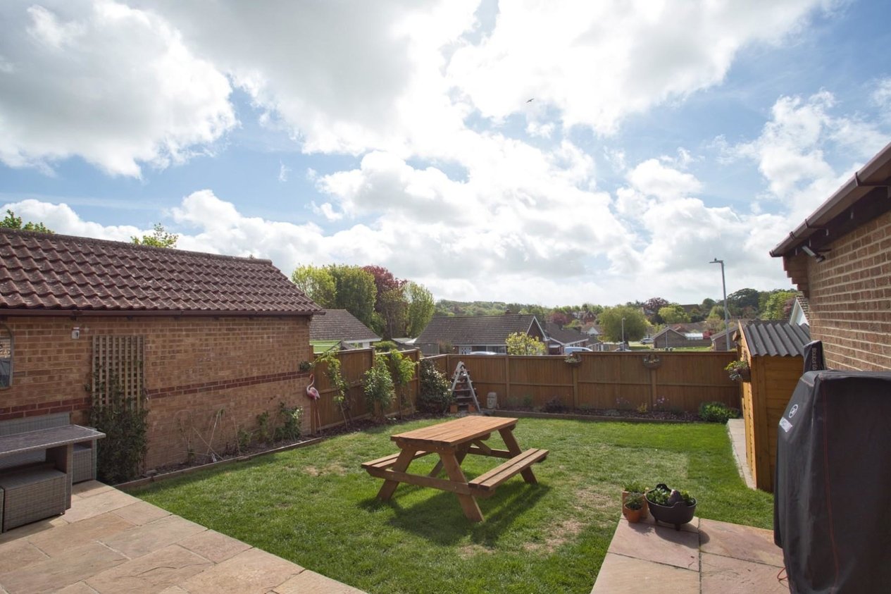 Properties For Sale in Mount Pleasant Close Lyminge