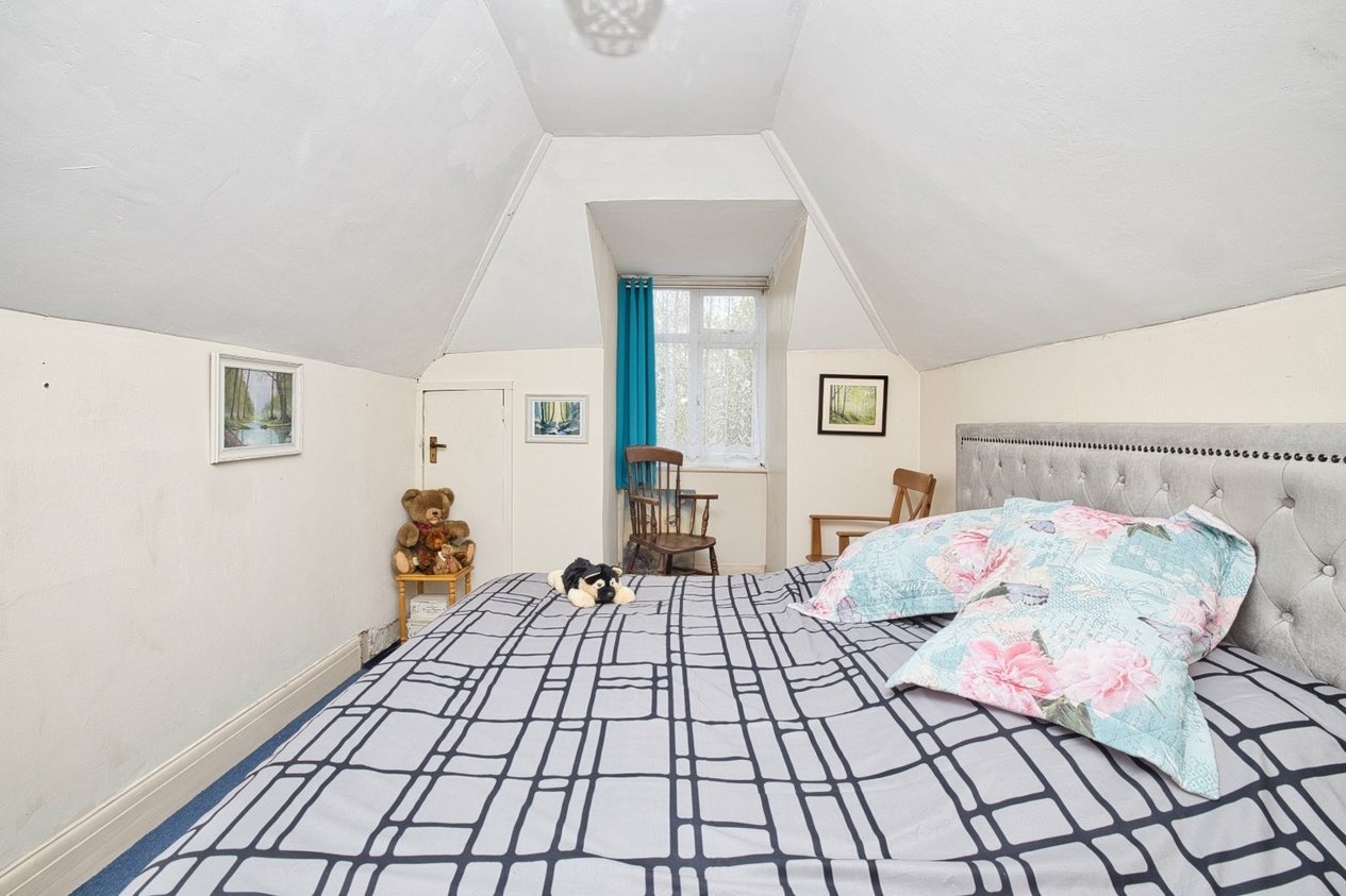 Properties For Sale in Mount Pleasant Minster