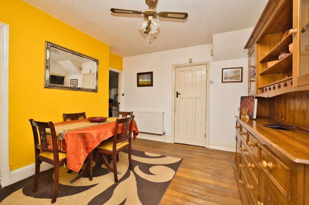 Properties For Sale in Mount Pleasant Minster
