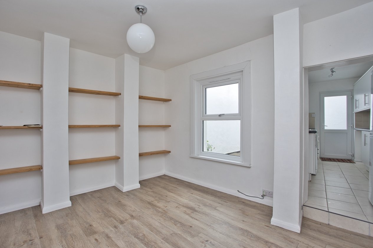 Properties Under Offer in Mount Pleasant Road Folkestone