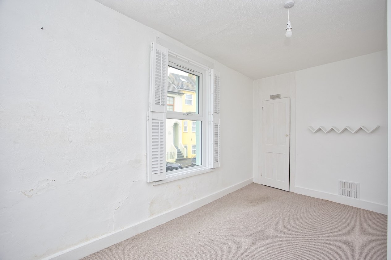 Properties Under Offer in Mount Pleasant Road Folkestone
