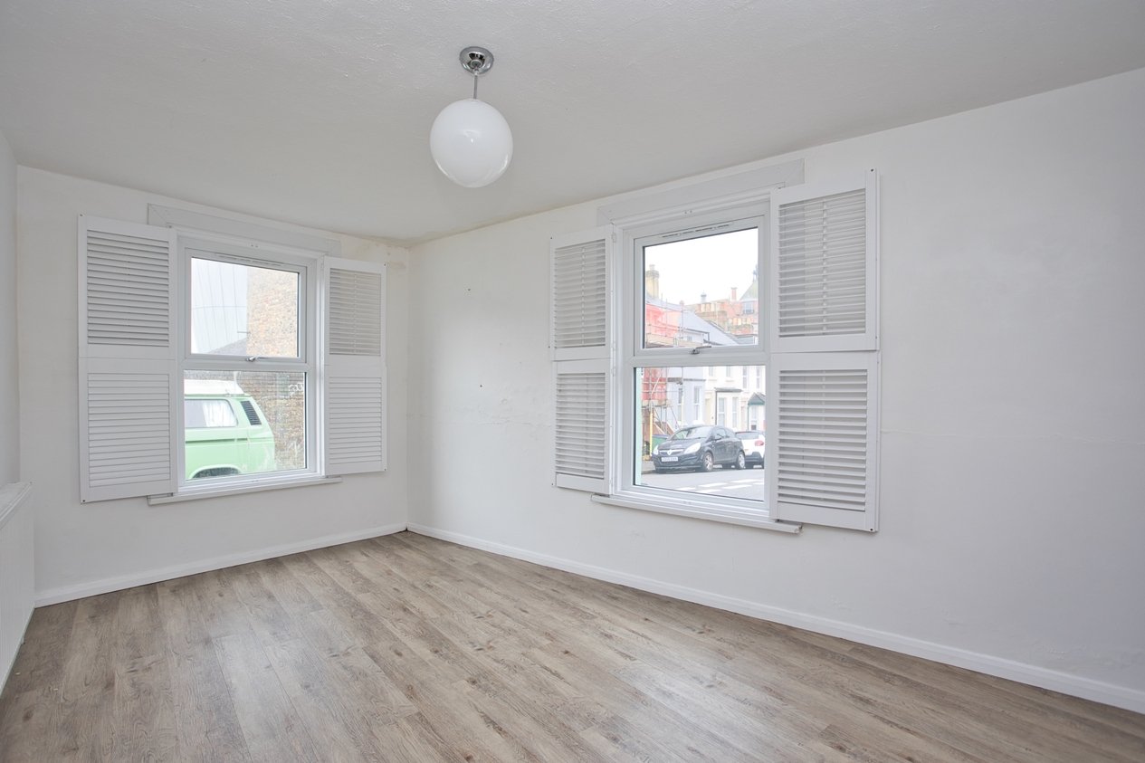 Properties Under Offer in Mount Pleasant Road Folkestone