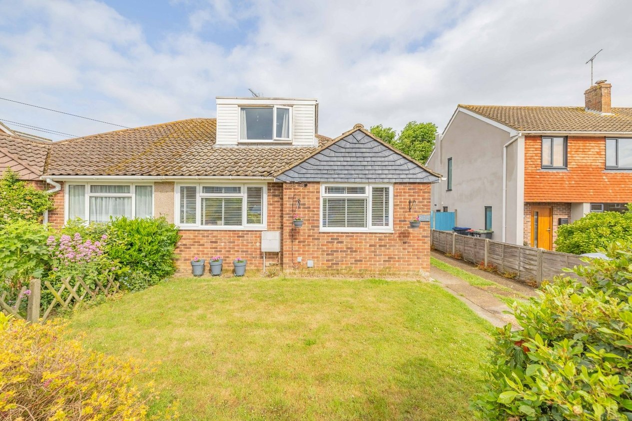 Properties For Sale in Mount Road Canterbury