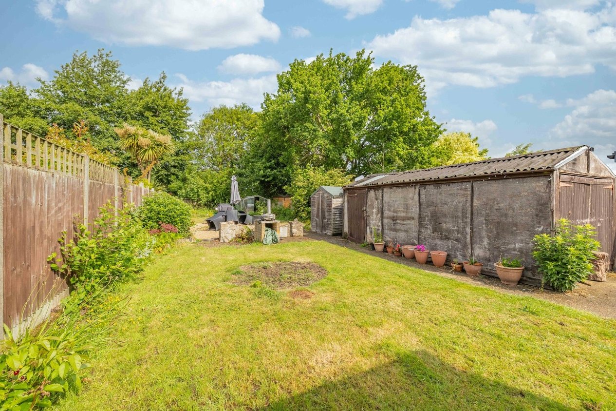 Properties For Sale in Mount Road Canterbury