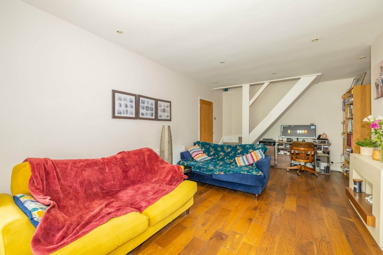Properties For Sale in Mount Road Canterbury