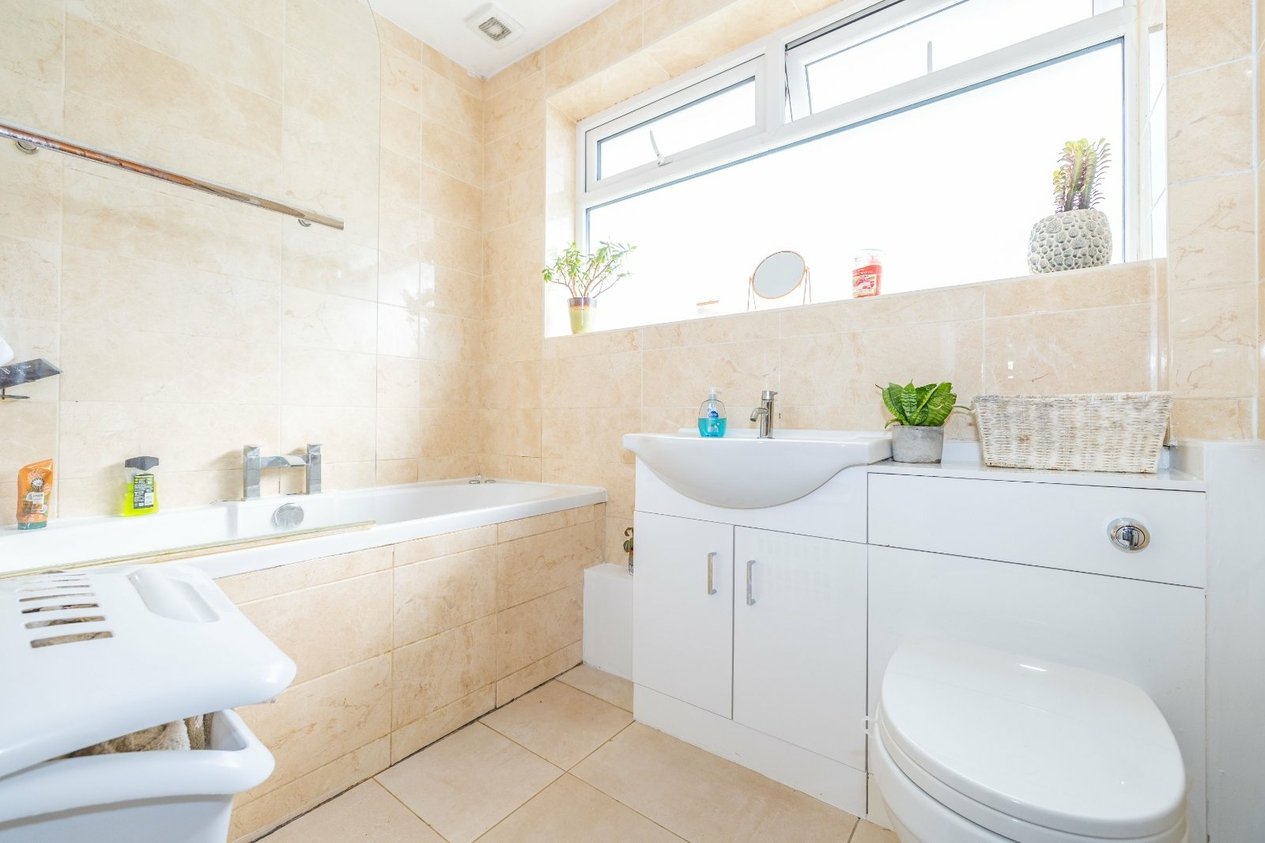 Properties For Sale in Mount Road Canterbury