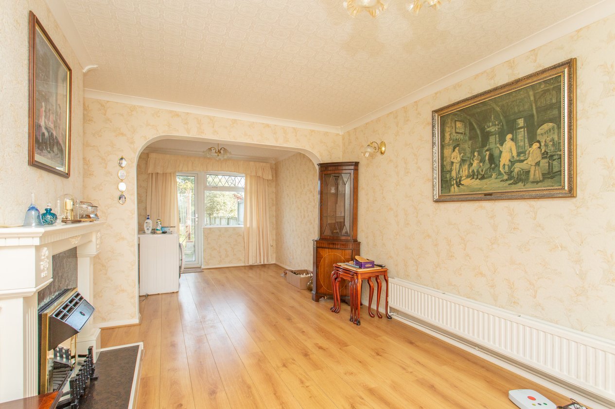 Properties Under Offer in Mount View Road Herne Bay