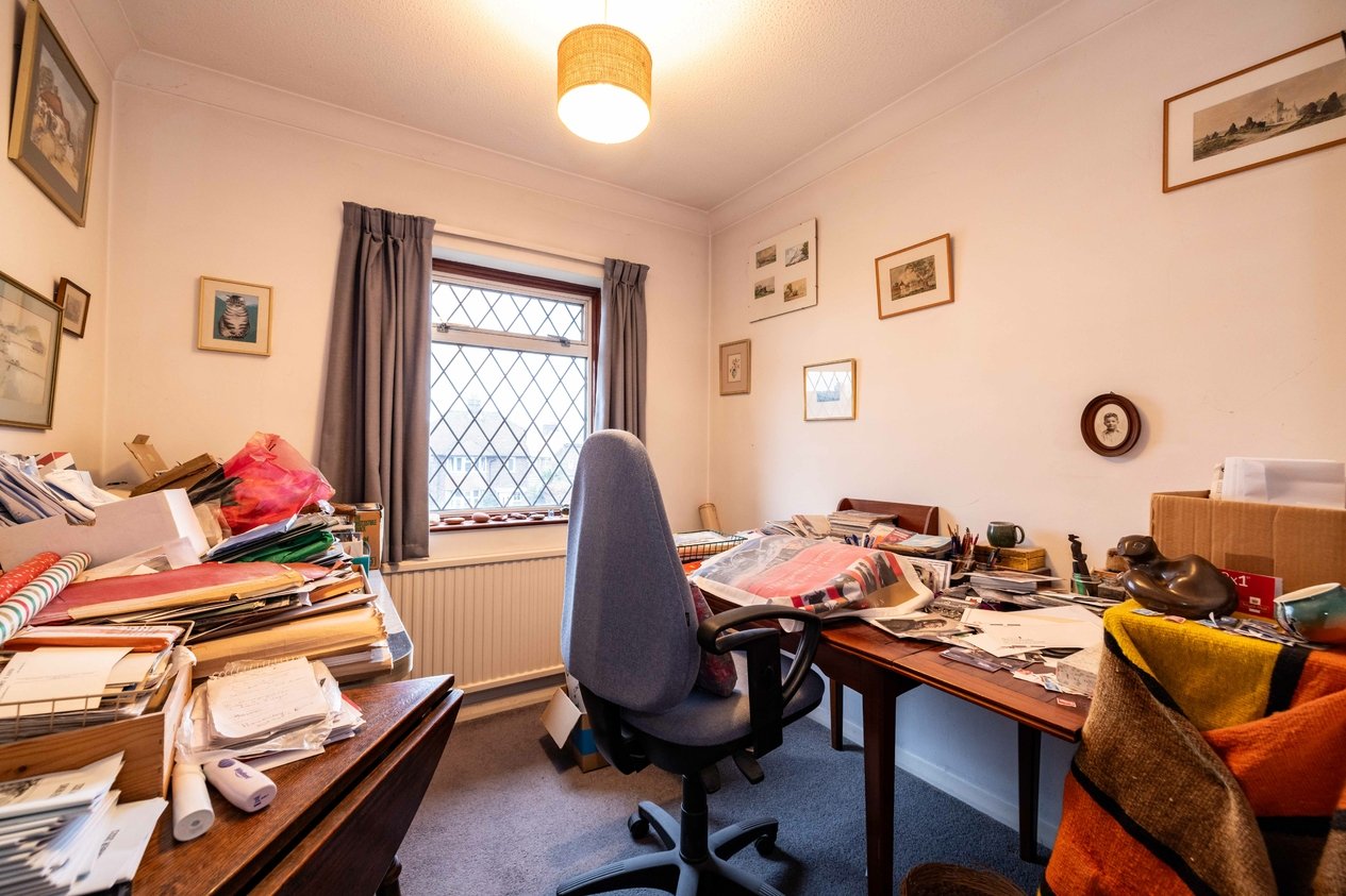 Properties Under Offer in Nackington Road Canterbury