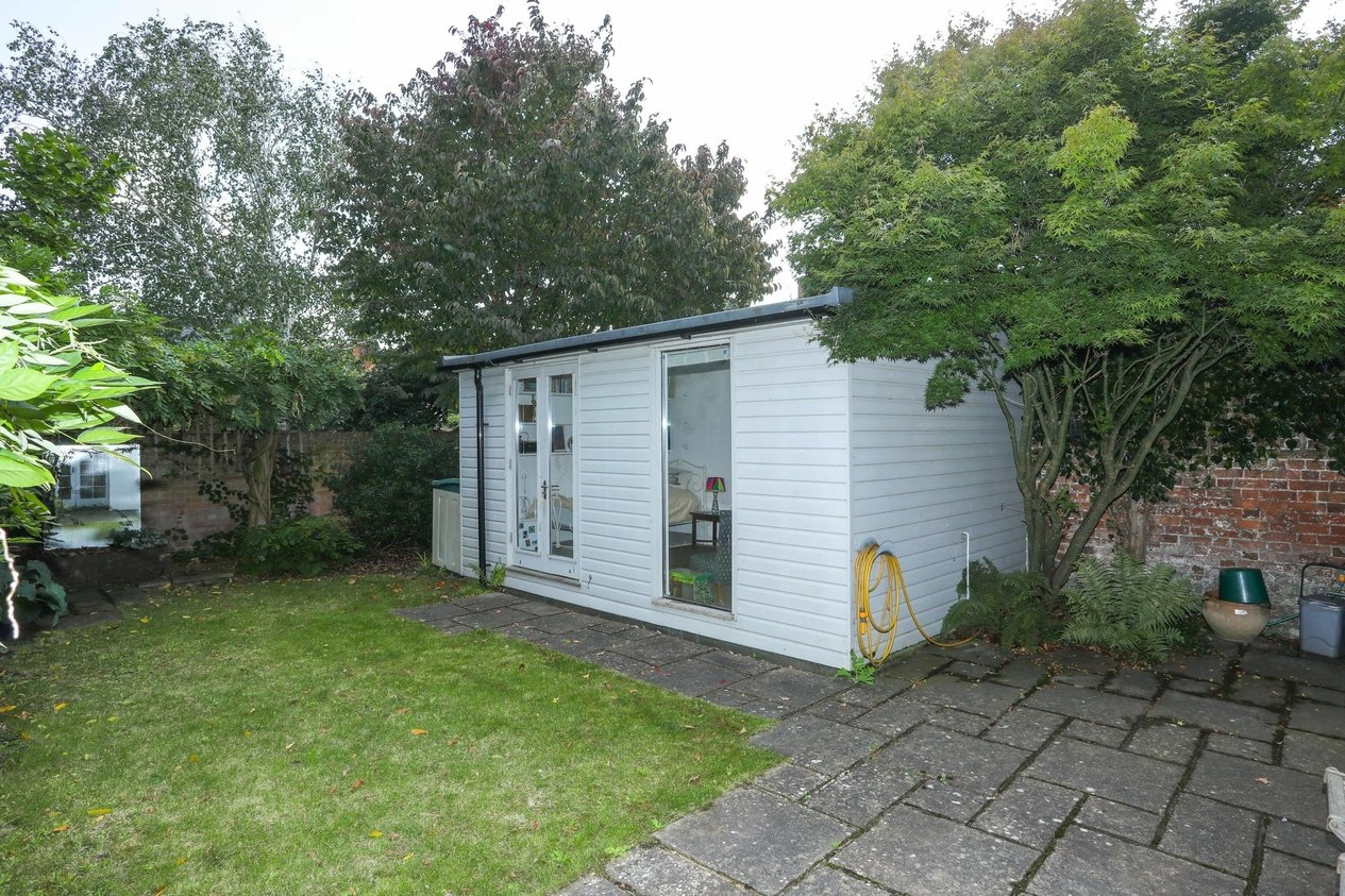 Properties For Sale in Nargate Street  Littlebourne