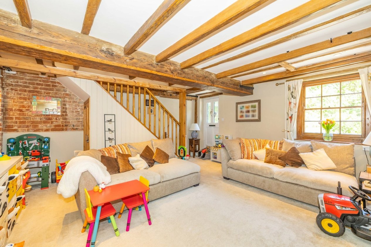 Properties For Sale in Nargate Street Littlebourne