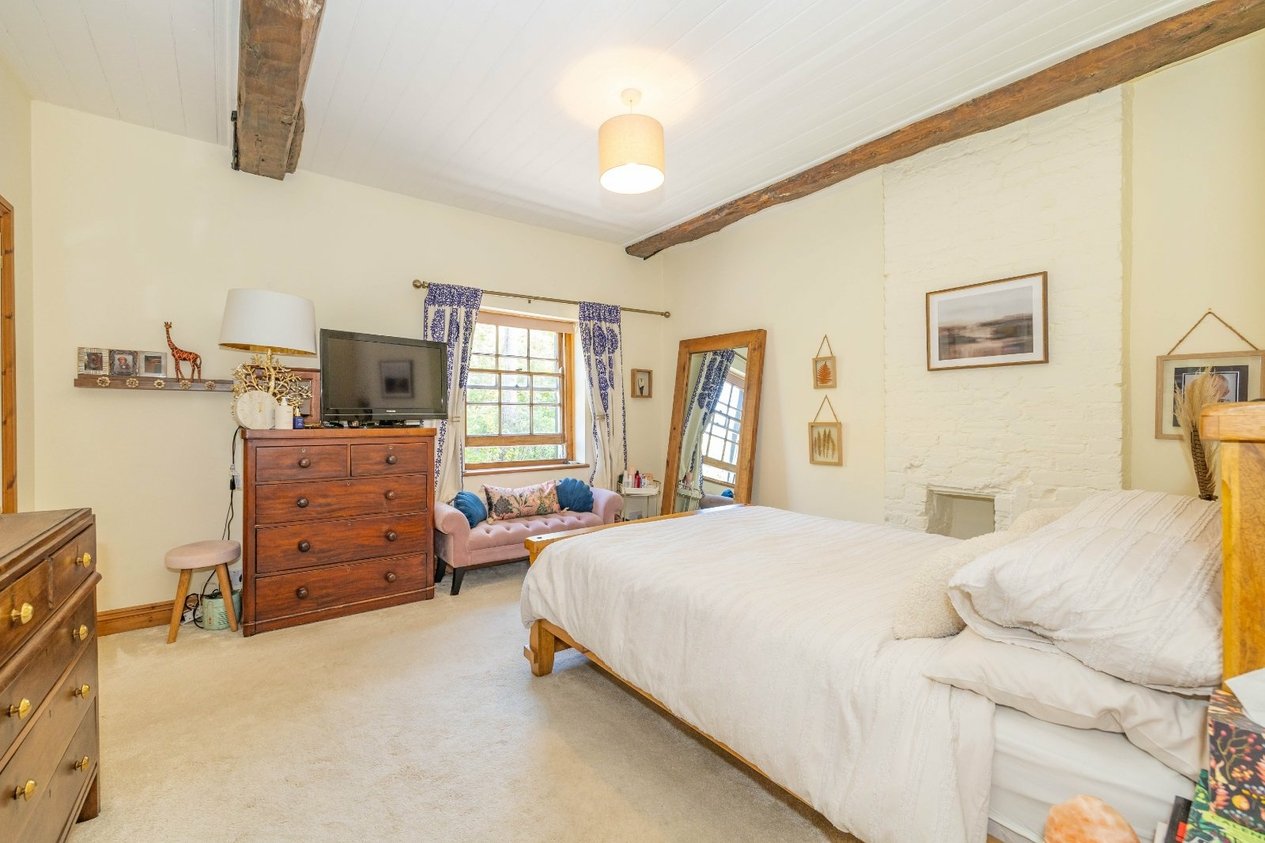 Properties For Sale in Nargate Street Littlebourne