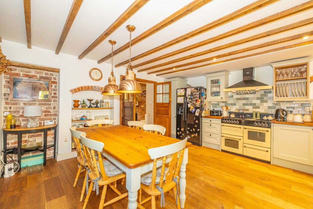 Properties For Sale in Nargate Street Littlebourne