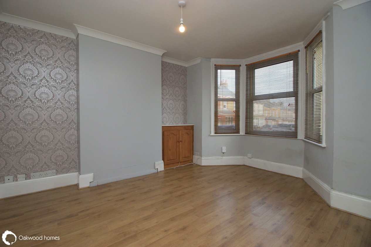 Properties For Sale in Nash Court Gardens 