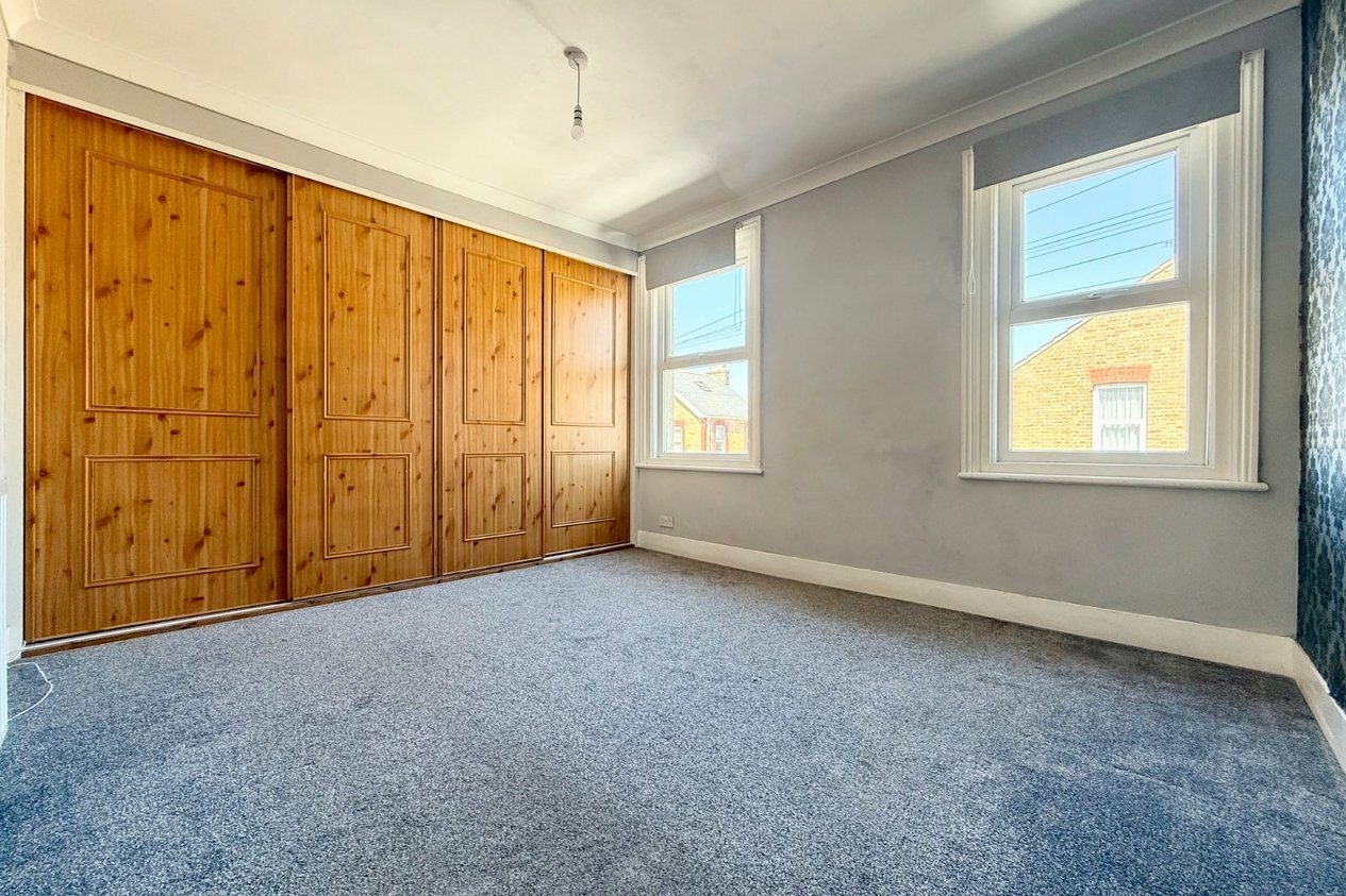 Properties For Sale in Nash Court Gardens 
