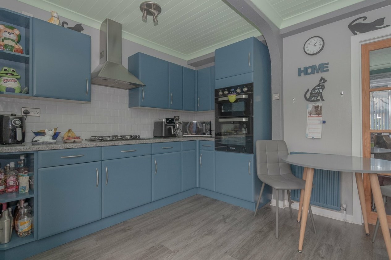 Properties For Sale in Nash Court Gardens 