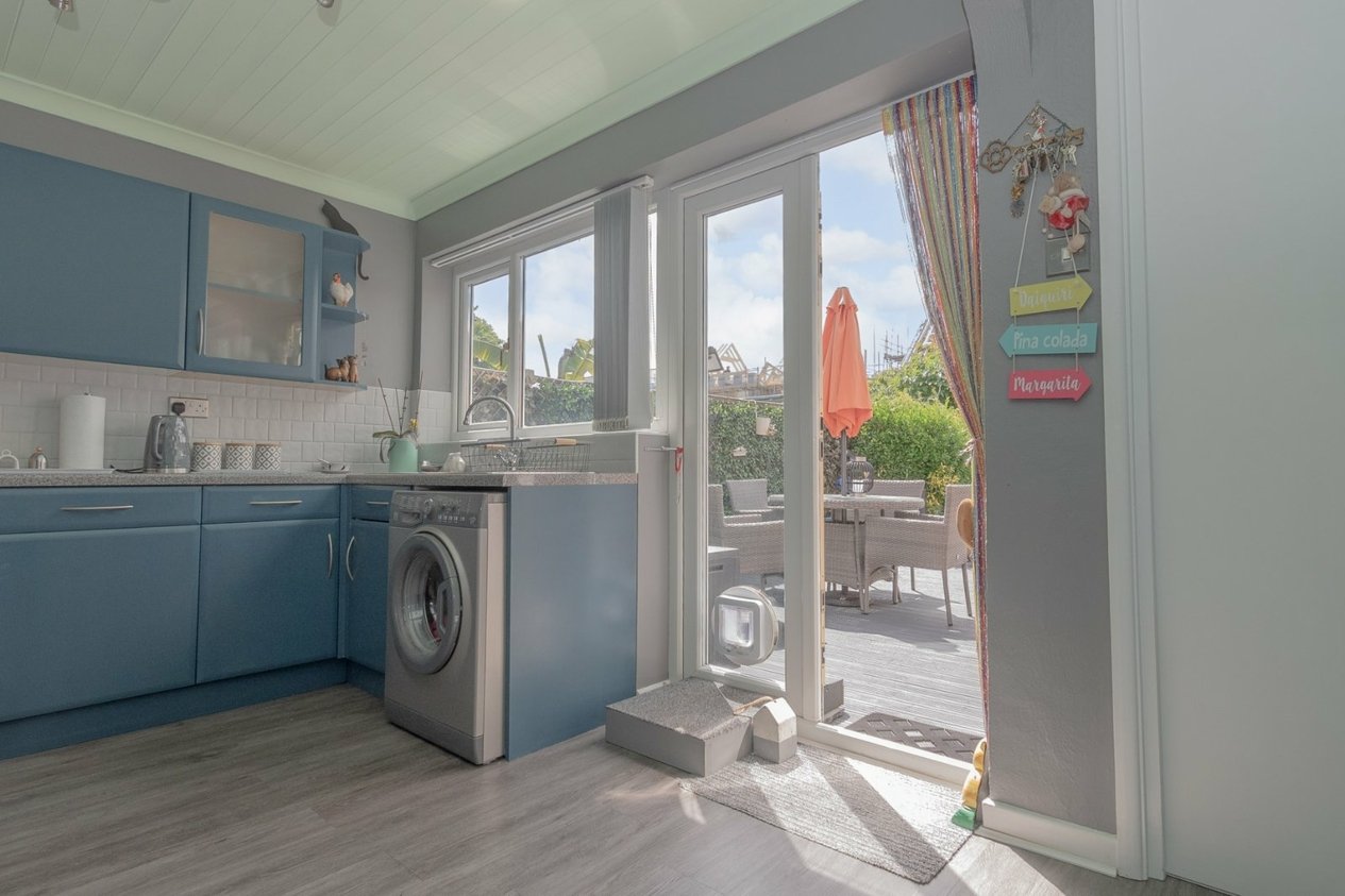 Properties For Sale in Nash Court Gardens 