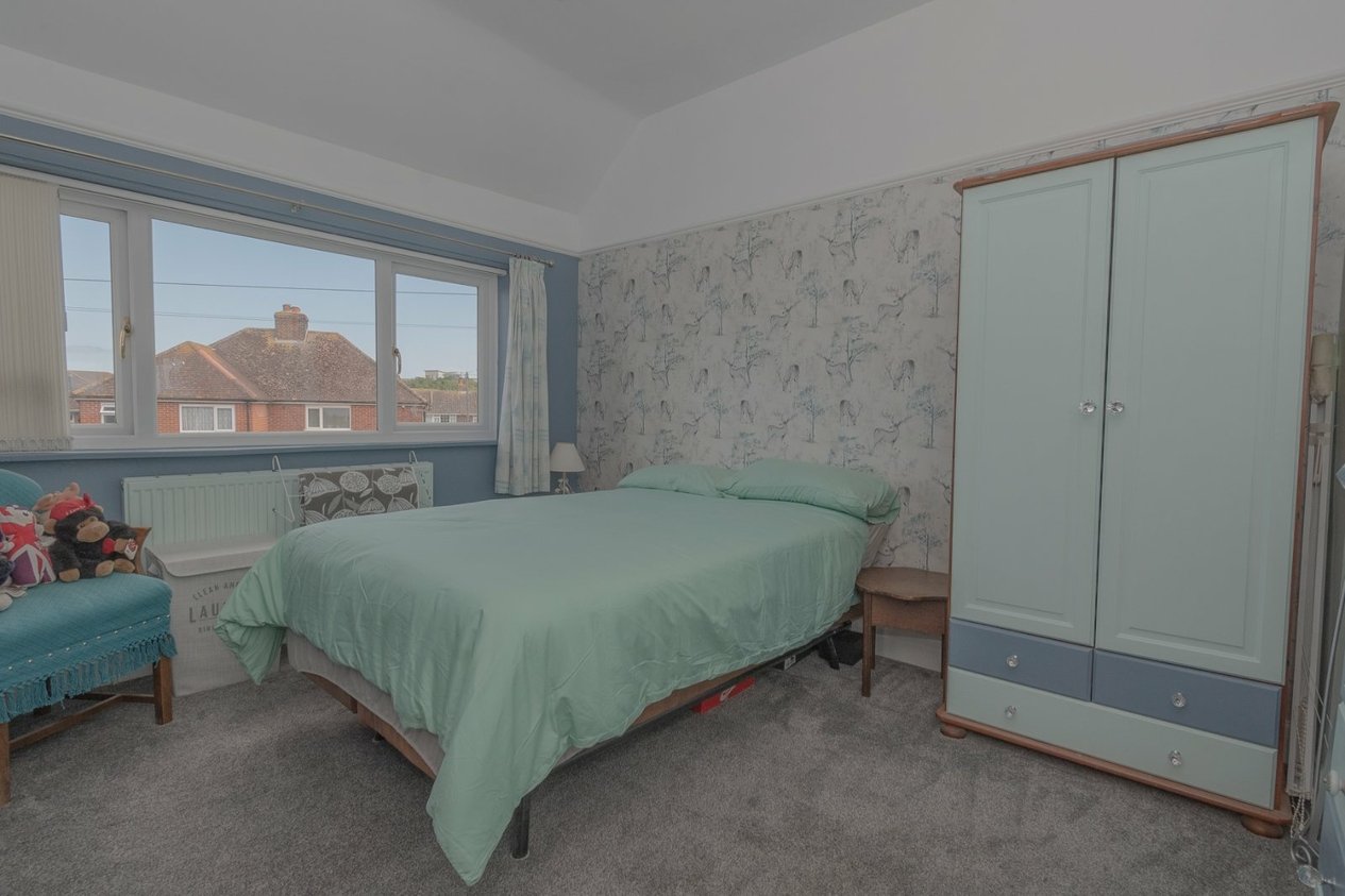 Properties For Sale in Nash Court Gardens 