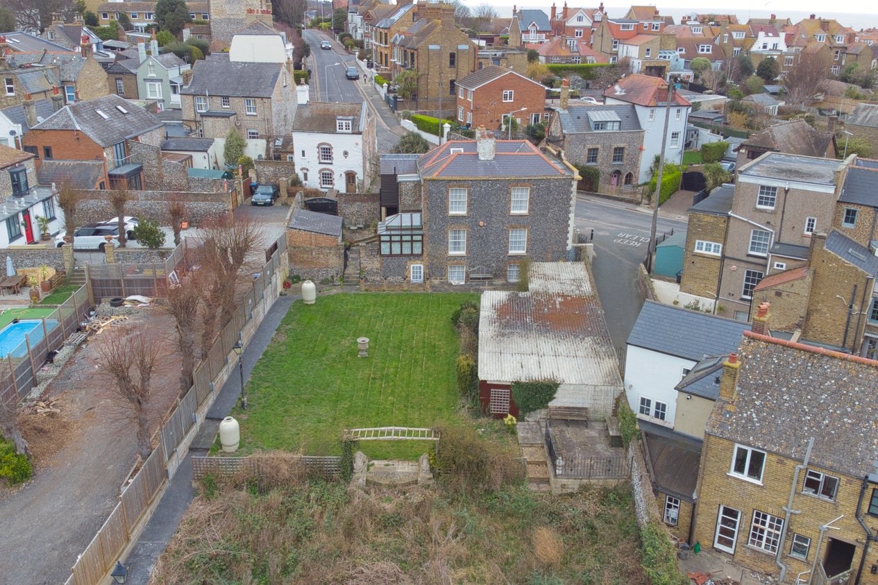 Properties For Sale in Nelson Place Broadstairs
