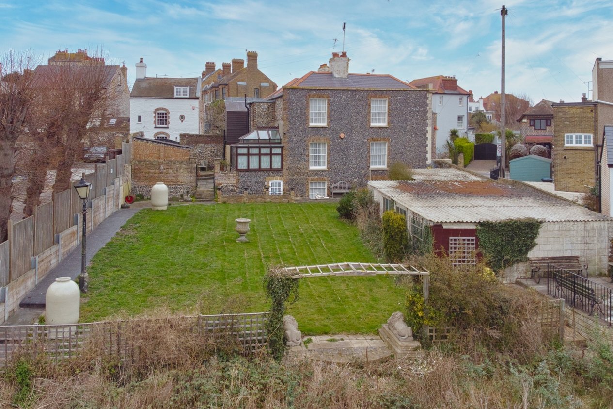 Properties For Sale in Nelson Place Broadstairs
