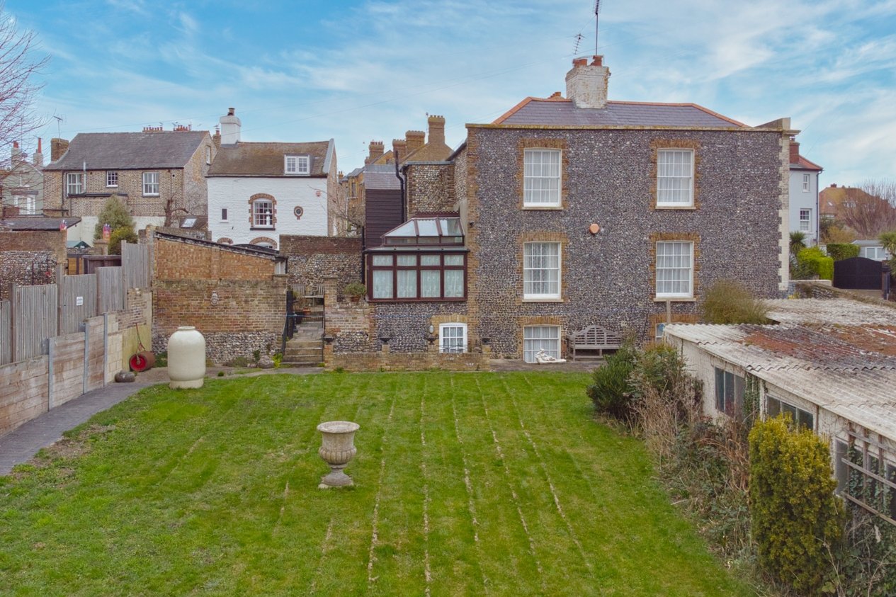 Properties For Sale in Nelson Place Broadstairs