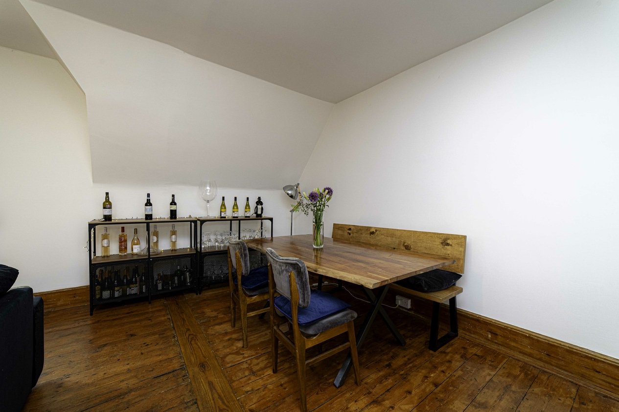 Properties For Sale in New Dover Road Canterbury