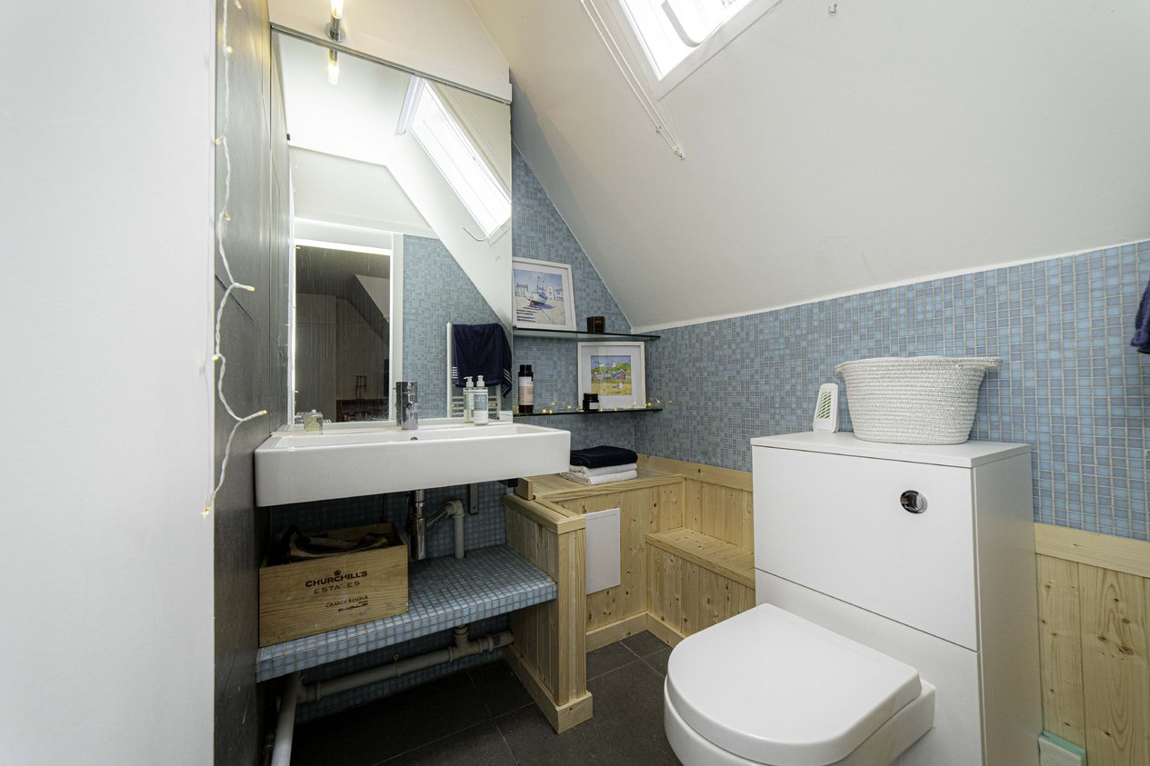 Properties For Sale in New Dover Road Canterbury
