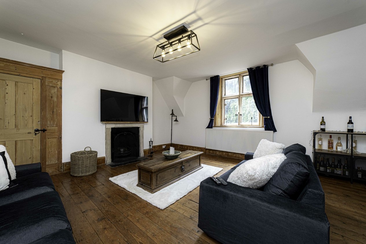 Properties For Sale in New Dover Road Canterbury