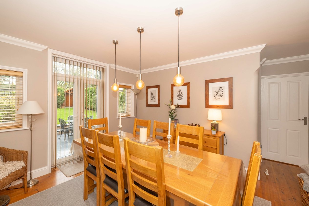 Properties For Sale in New Dover Road Canterbury