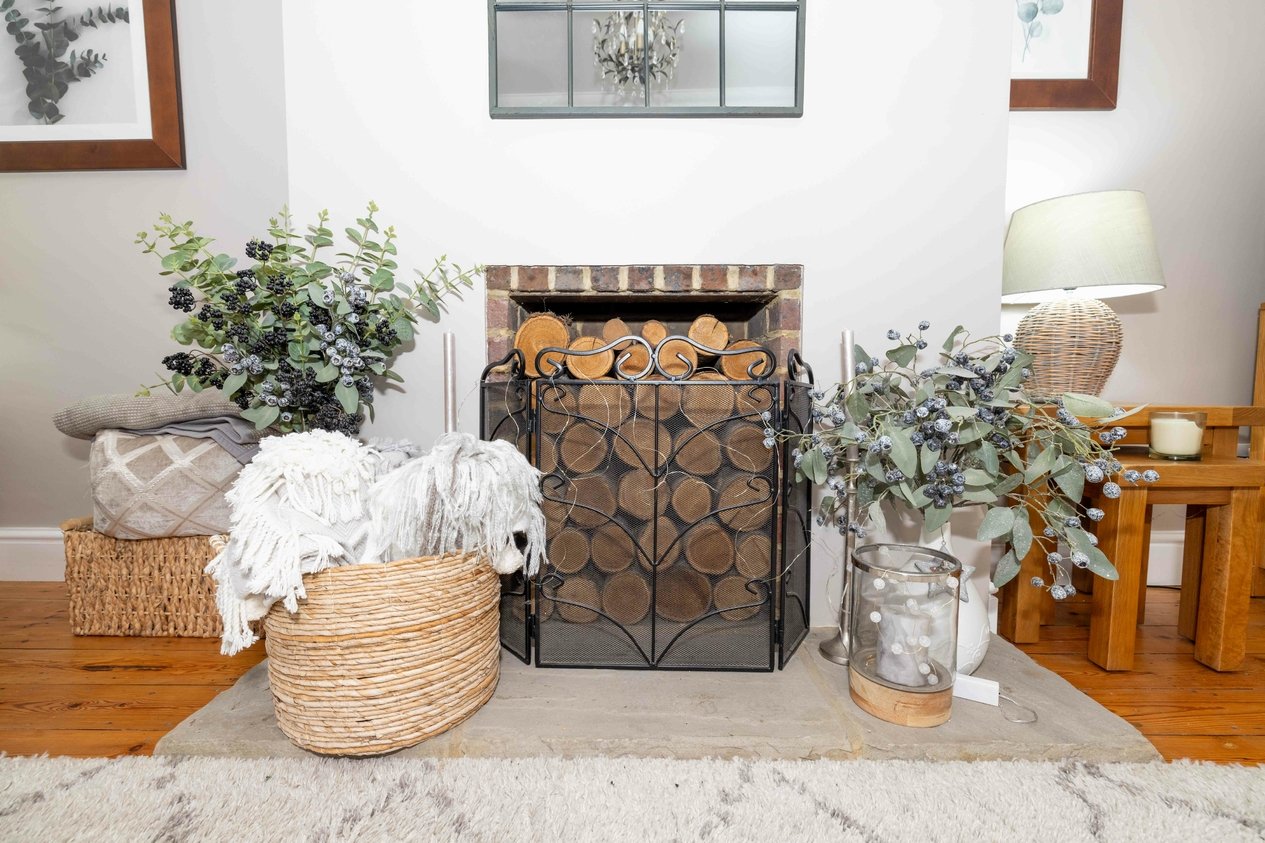Properties For Sale in New Dover Road Canterbury
