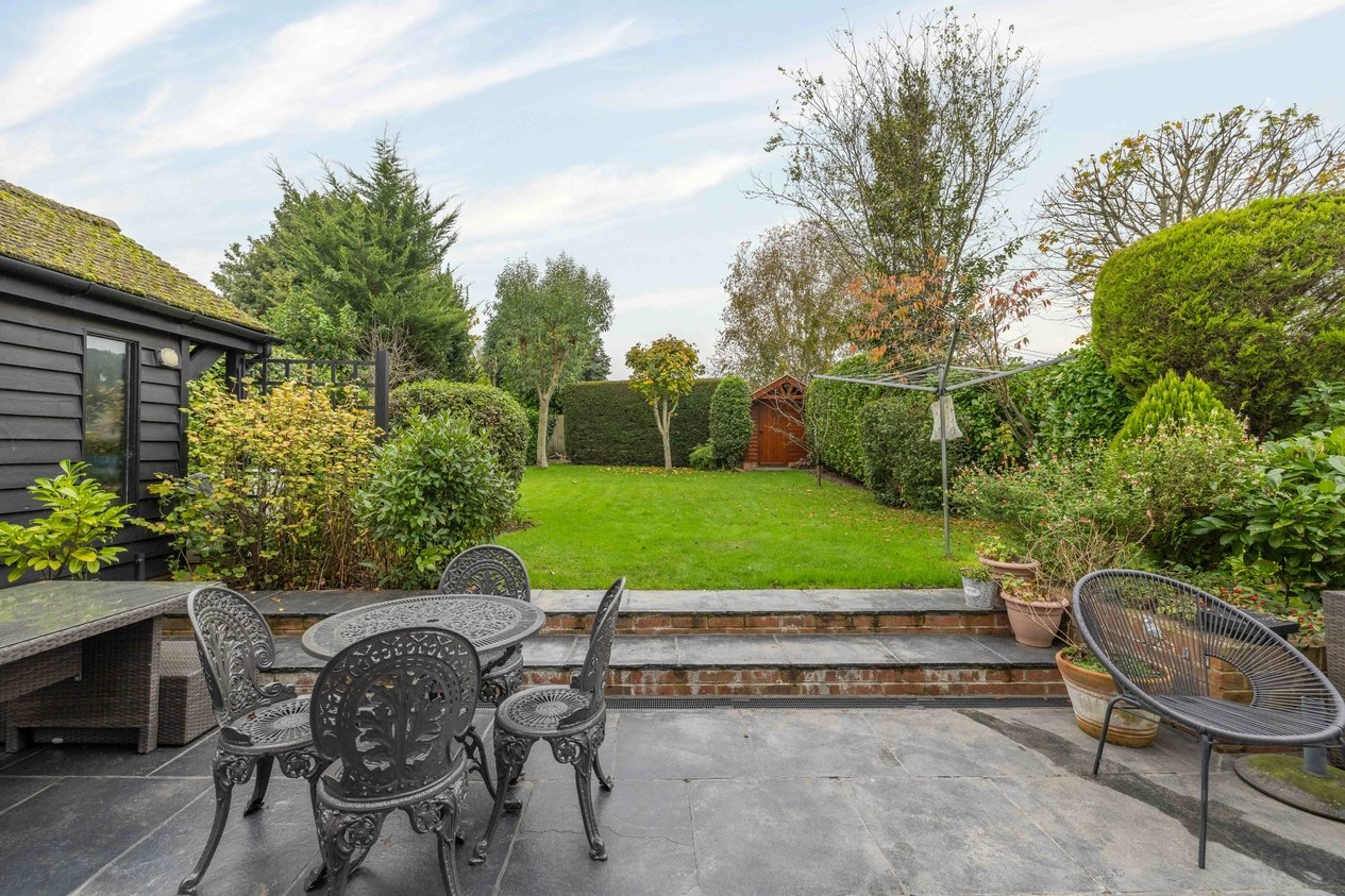Properties For Sale in New Dover Road Canterbury