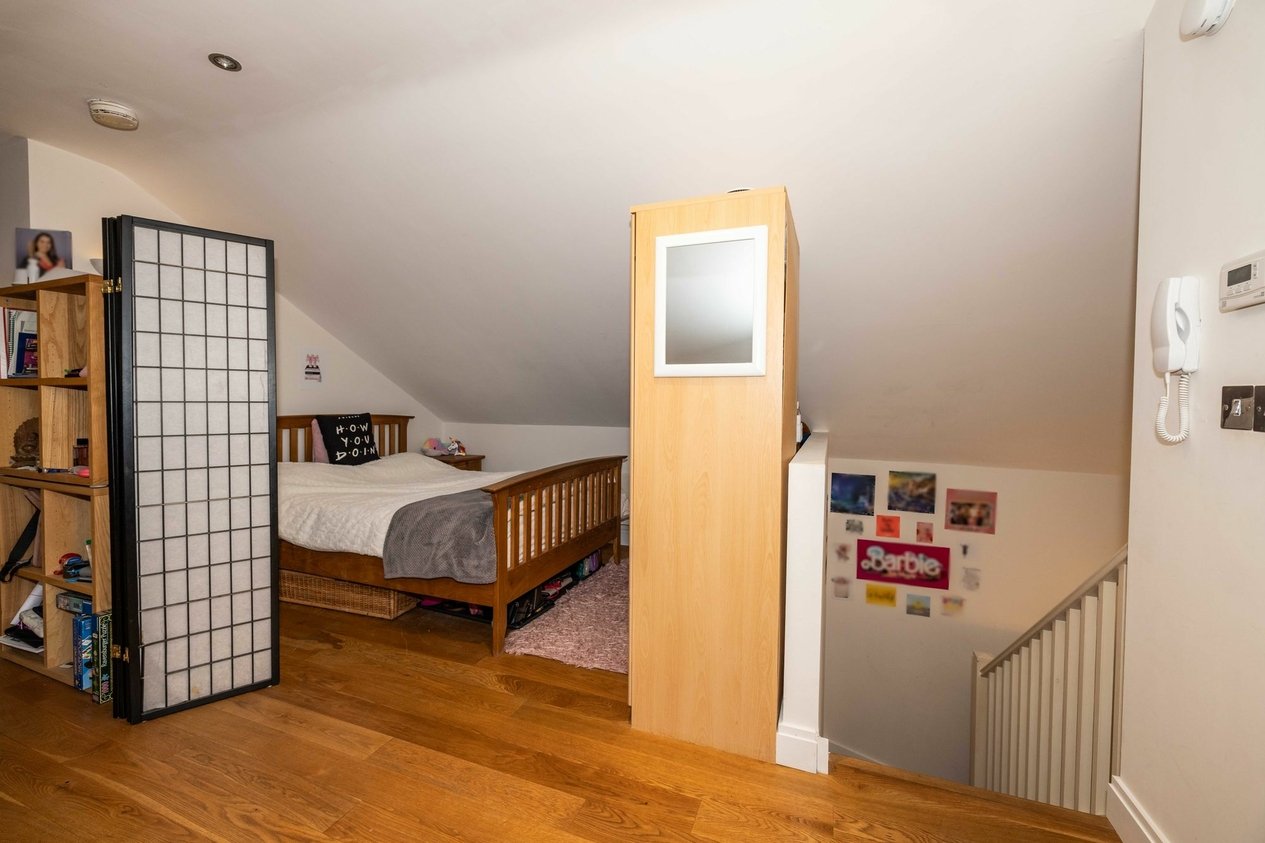 Properties For Sale in New Dover Road  The Mews Apartments