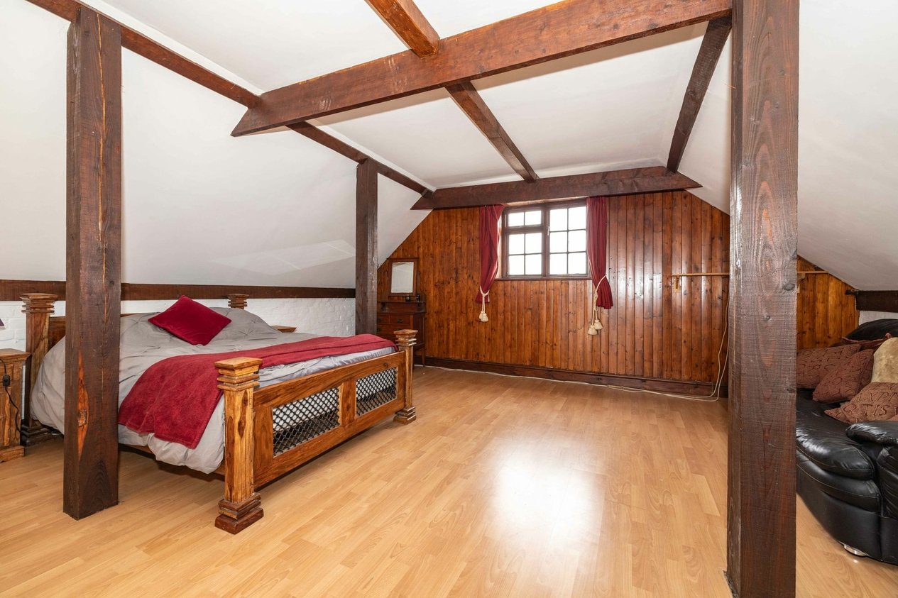 Properties For Sale in New Street  Ash