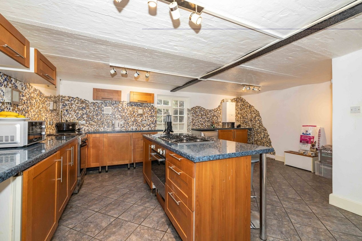 Properties For Sale in New Street  Ash