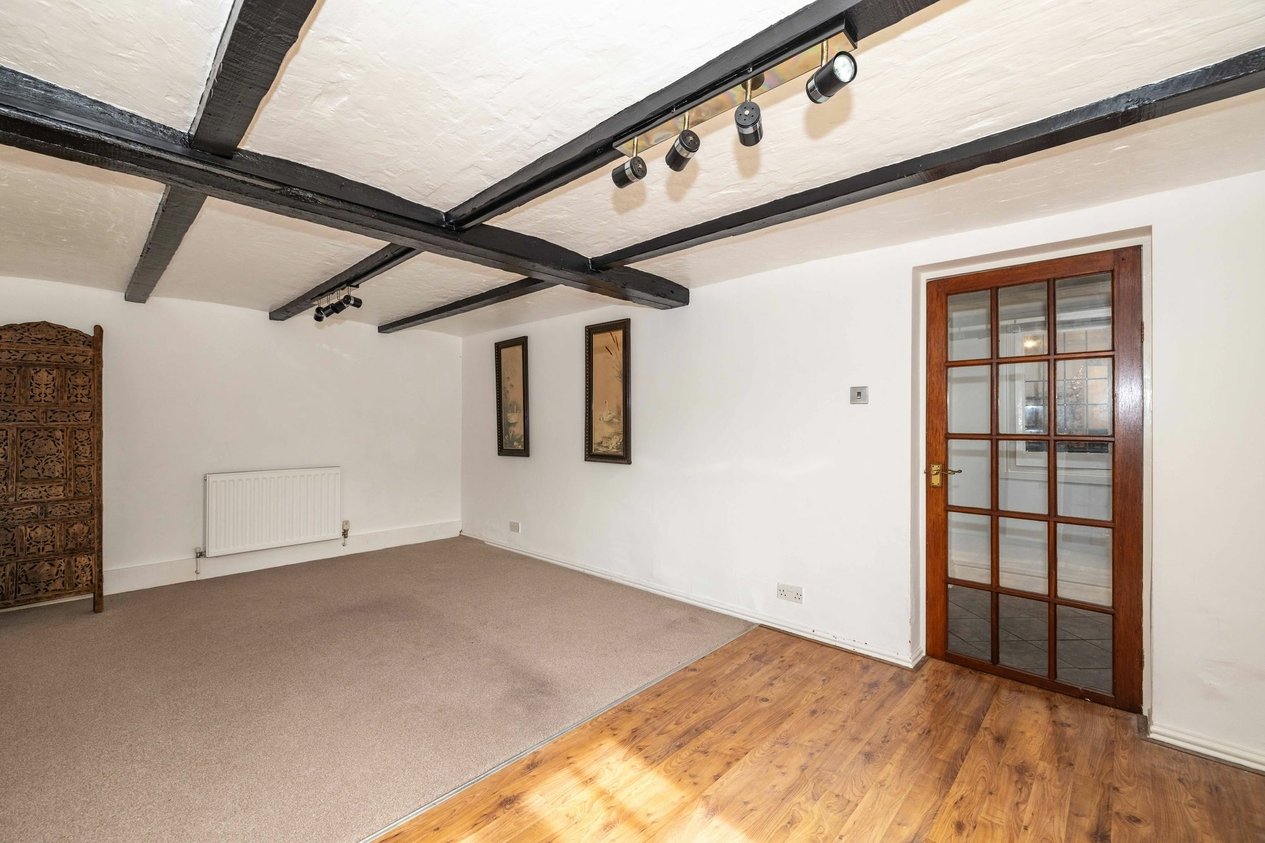 Properties For Sale in New Street  Ash