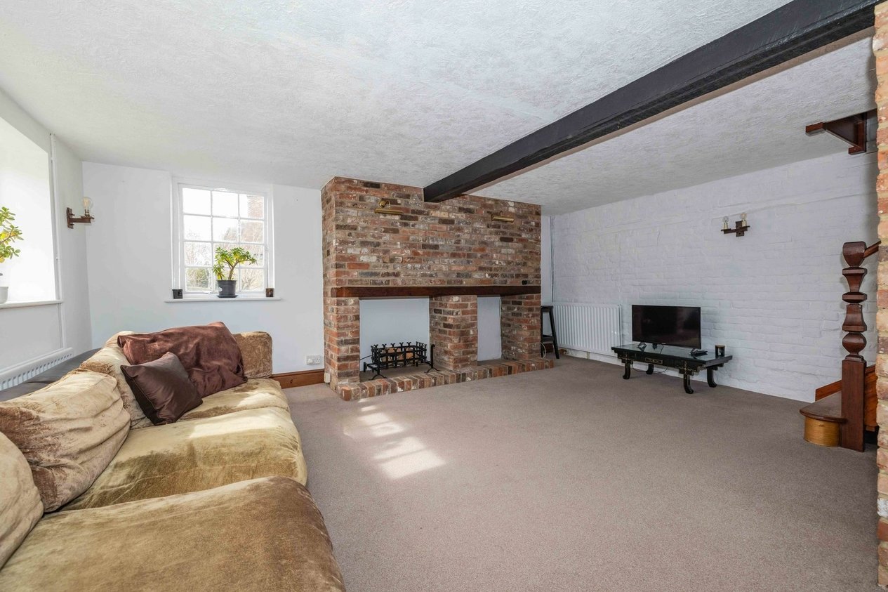 Properties For Sale in New Street  Ash