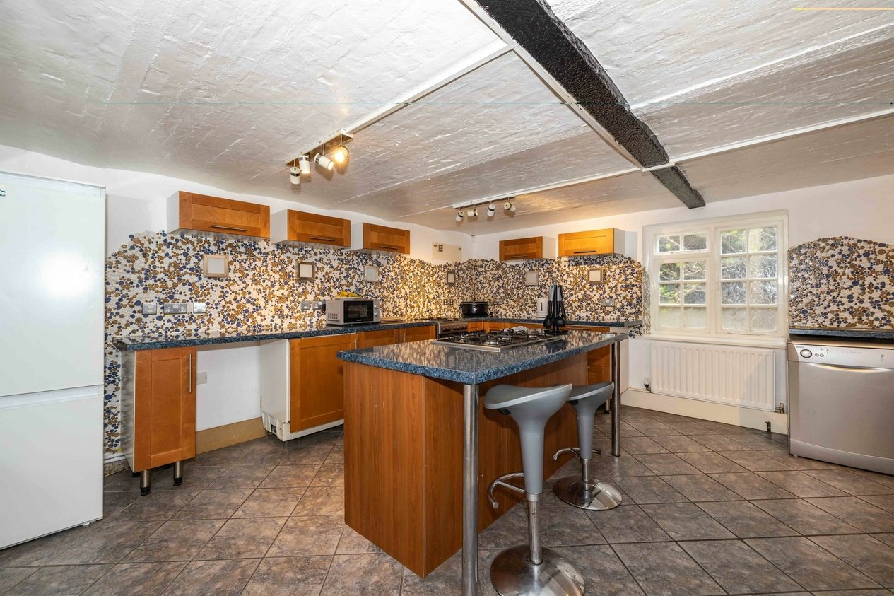 Properties For Sale in New Street  Ash