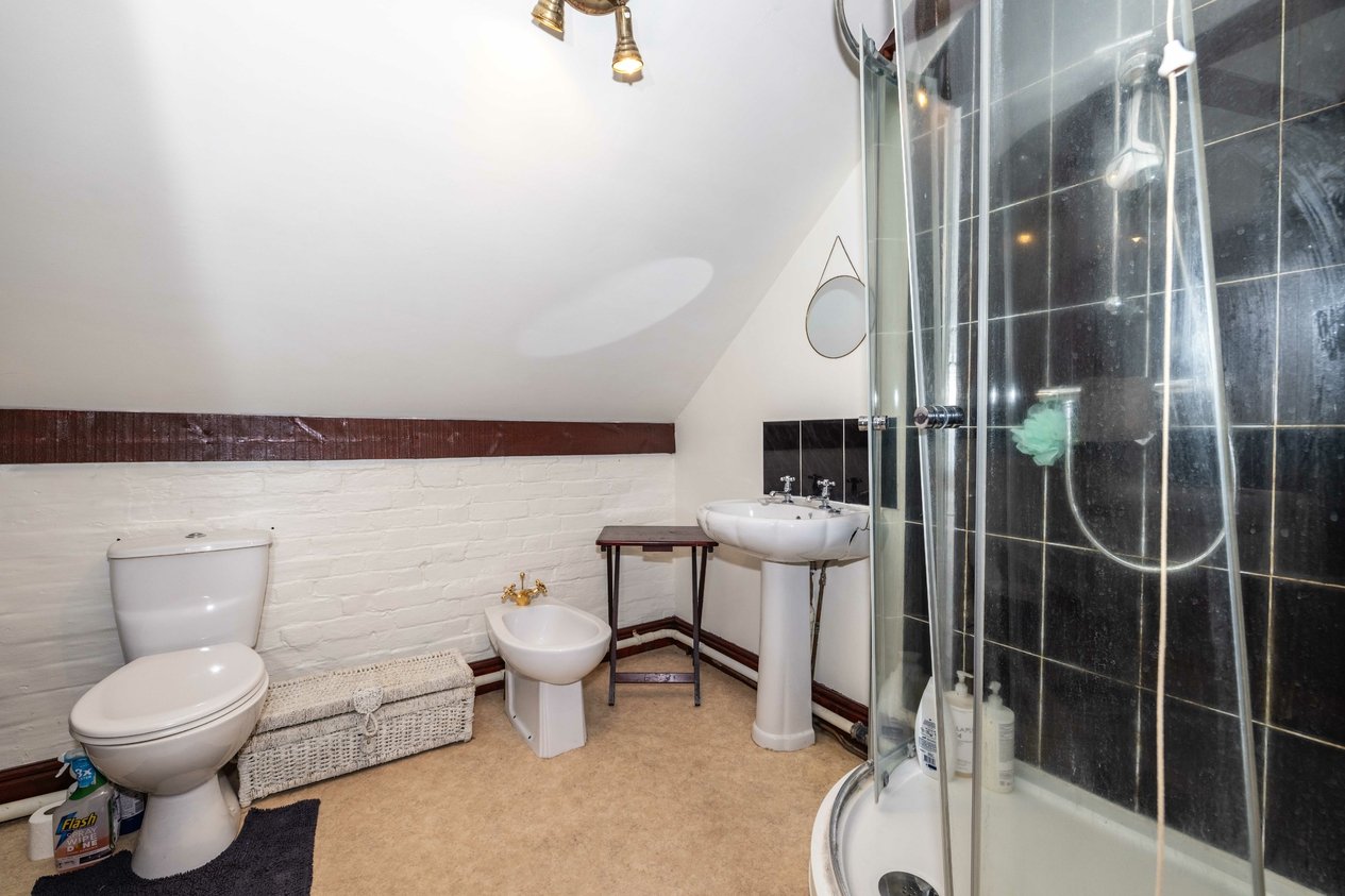 Properties For Sale in New Street Ash