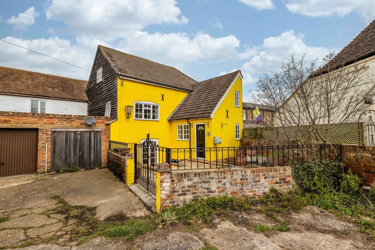 Properties For Sale in New Street Ash