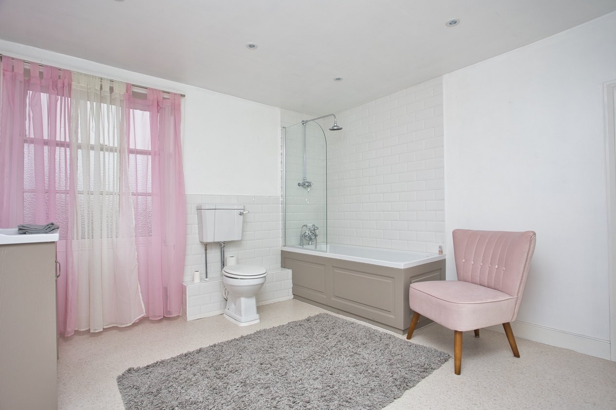 Properties For Sale in New Street Sandwich
