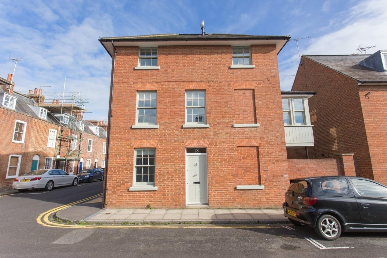 Properties For Sale in New Street  St. Dunstans