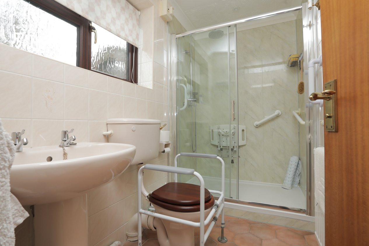 Properties Under Offer in Newbury Close Birchington