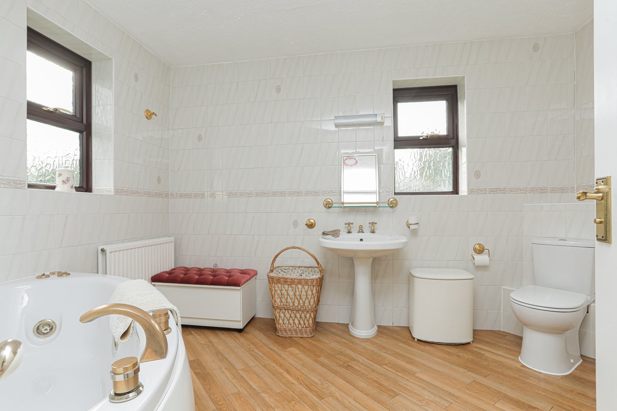 Properties Under Offer in Newbury Close Birchington